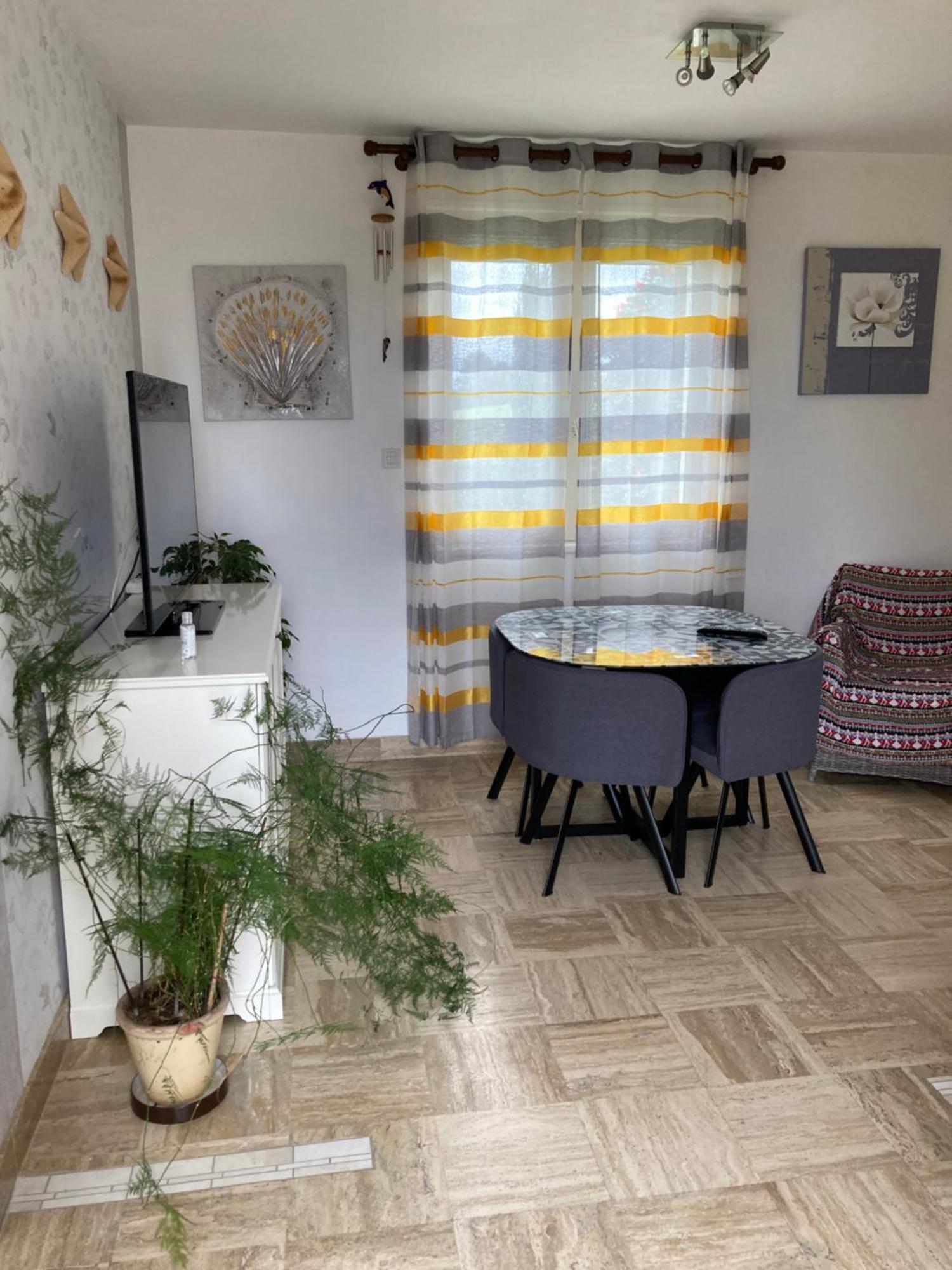 Loue Chambre Chez L Habitant Acces A La Cuisine A 10 Mn Des Plages Ploeven Экстерьер фото